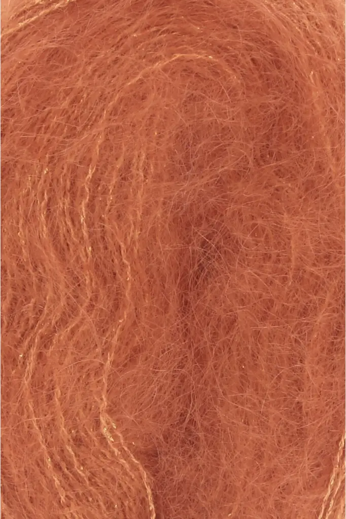 1081_0059_LANGYARNS_LaceLame_800_Cvandeals.webp