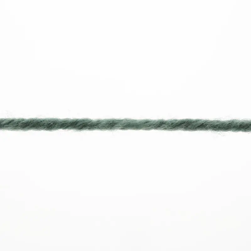 1147_0009_LANGYARNS_Move8Ply_800_F.webp