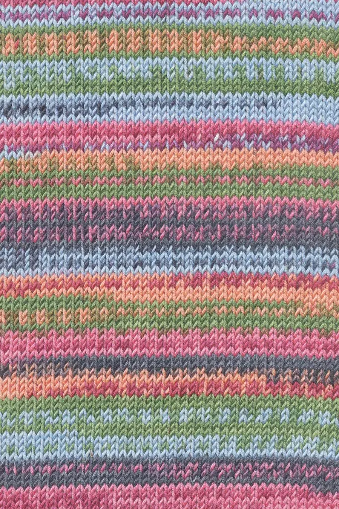 47_0003_LANGYARNS_Merino120Color_800_C.webp