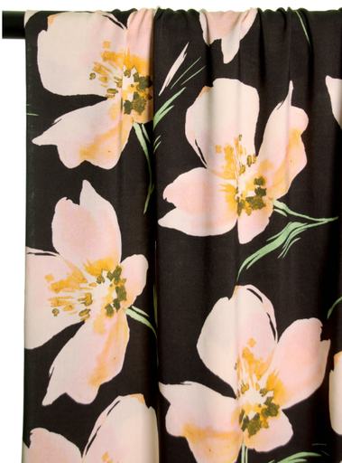 [VDS-3442] zwarte viscose met witte bloemen
